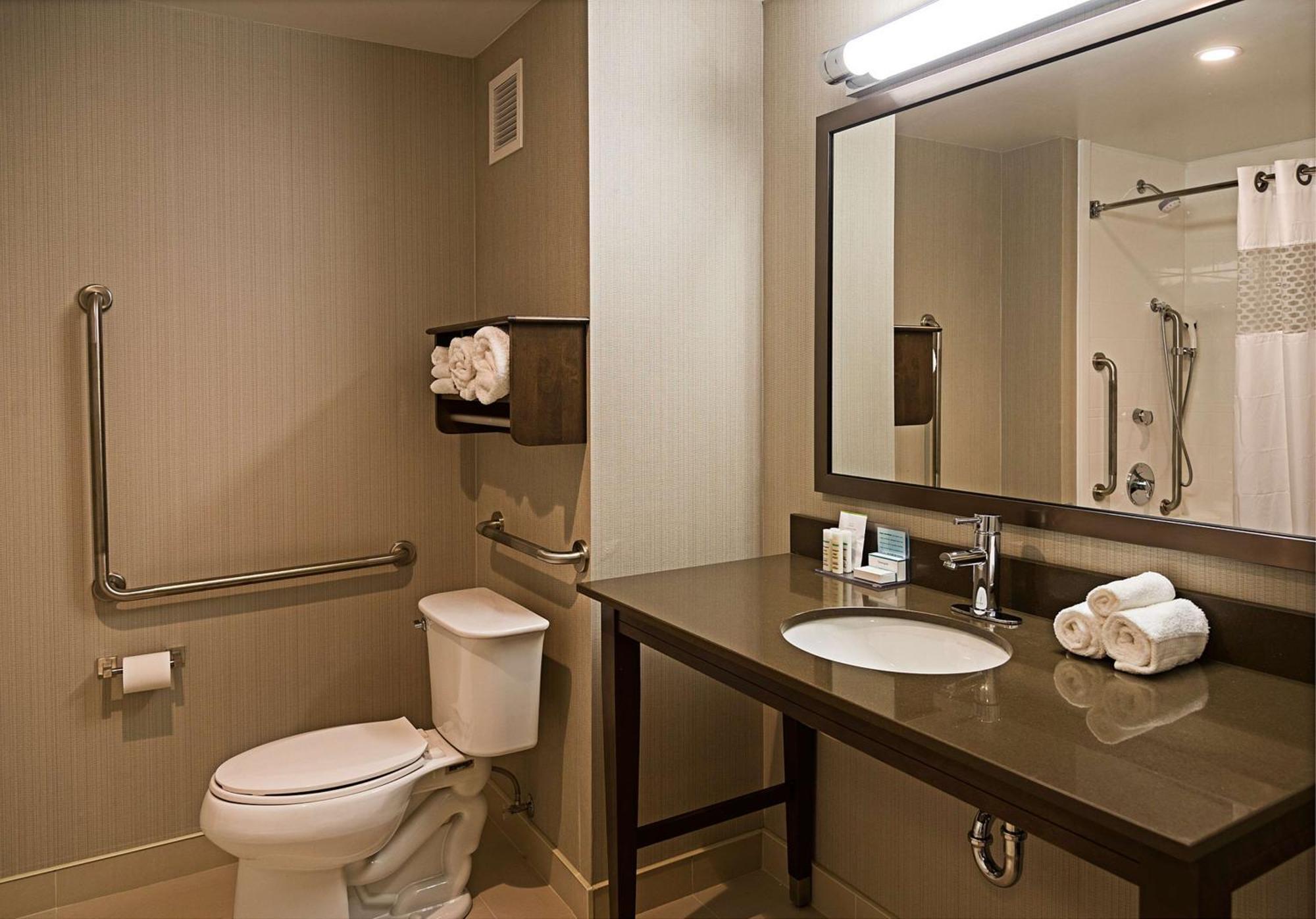 Hampton Inn By Hilton Ottawa Airport Eksteriør bilde